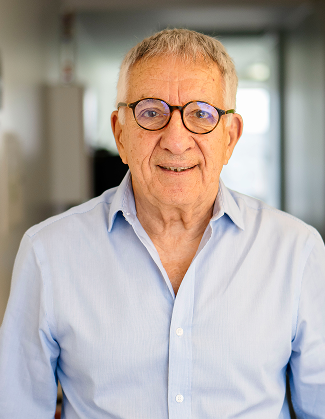 Lic. Carlos E. Contino